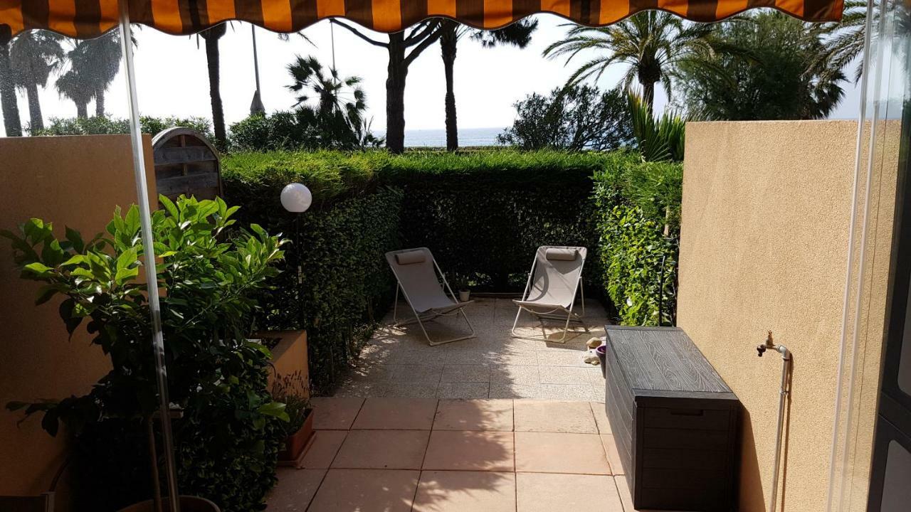 T2 Rez De Jardin Front De Mer Cannes Exterior foto