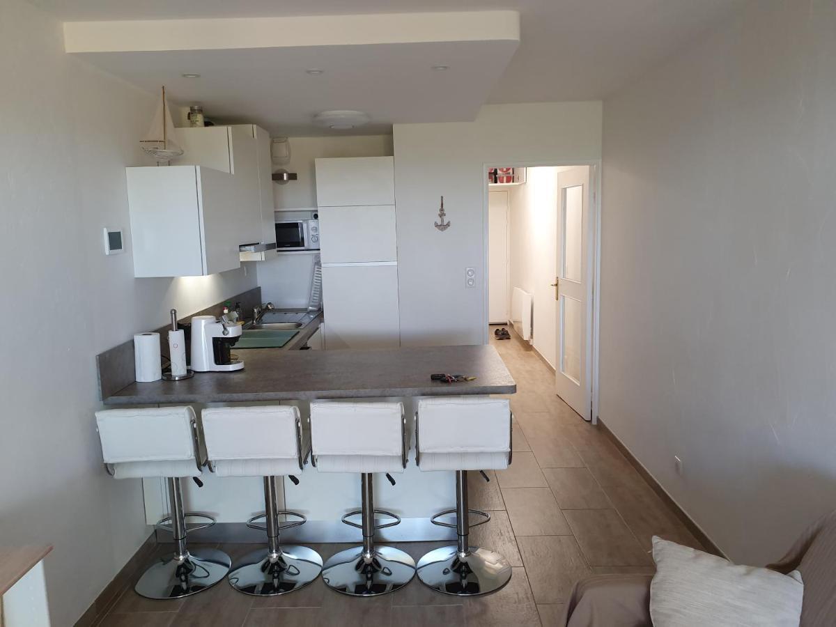 T2 Rez De Jardin Front De Mer Cannes Exterior foto